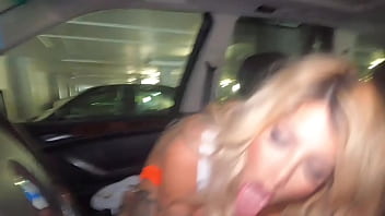 Car sex with inked Hooters server who gives a deep throat blowjob for a generous tip