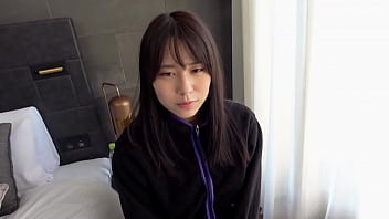 Asian runaway teen with natural tits in homemade doggystyle video