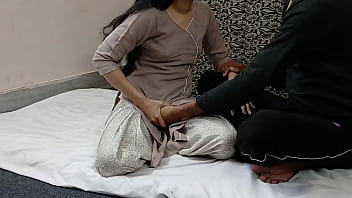 Widowed Punjabi mother-in-law's amateur fuck in UK