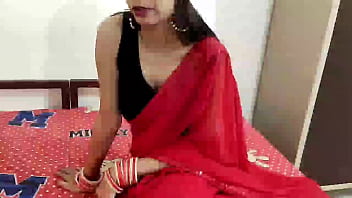 Desi housewife enjoys passionate encounter with younger man