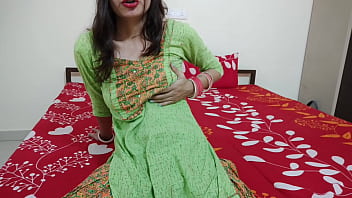 Desi step-sister's sensual video with slow-motion and dirty talk in Hindi