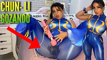 Chun Li cosplay coddle enjoys H-tachi vibrator give sensitive orgasm, dishevelled tights coupled with pants