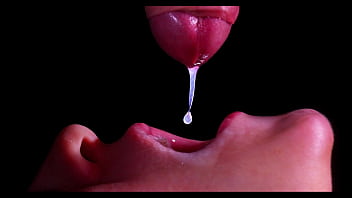 Milking mouth milf gives a blowjob and double cumshot