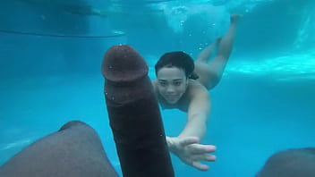 Teen camgirl experiences intense pleasure with BBC in underwater setting