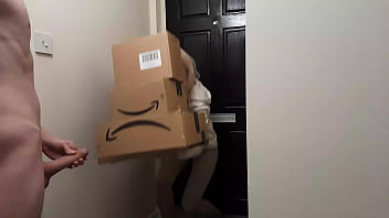 A masturbating man encounters an Amazon delivery person and she chooses to assist him in ejaculation, featuring a teenage blonde