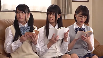 Amateur teens with glasses indulge in threesome with intellectual curiosity