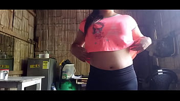 Latina milf with big ass and big tits in homemade video